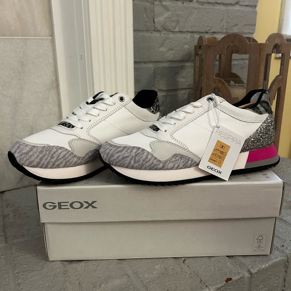 Geox Women’s tennis shoes size 7
